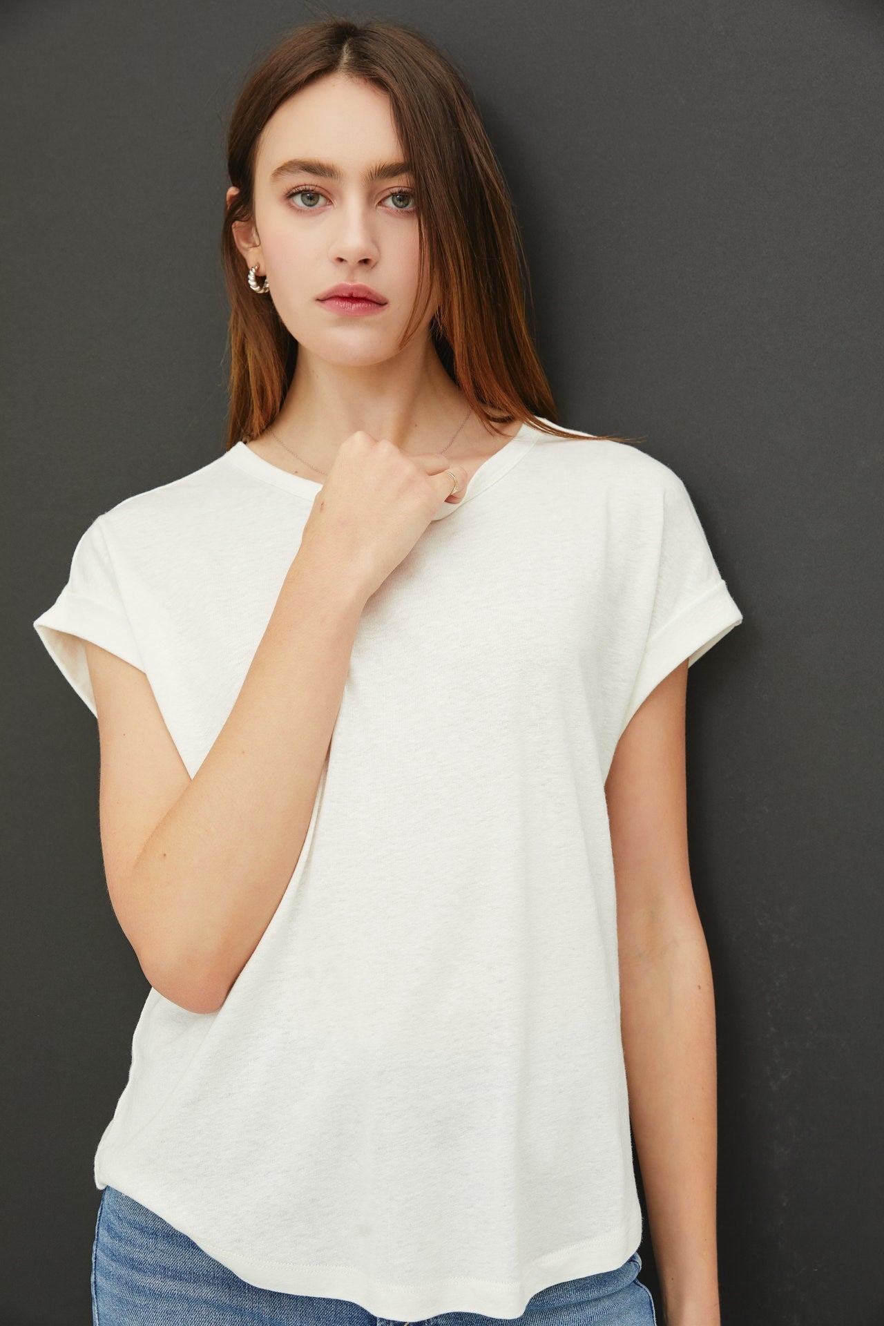 Linen Rolled Sleeve Muscle Tee