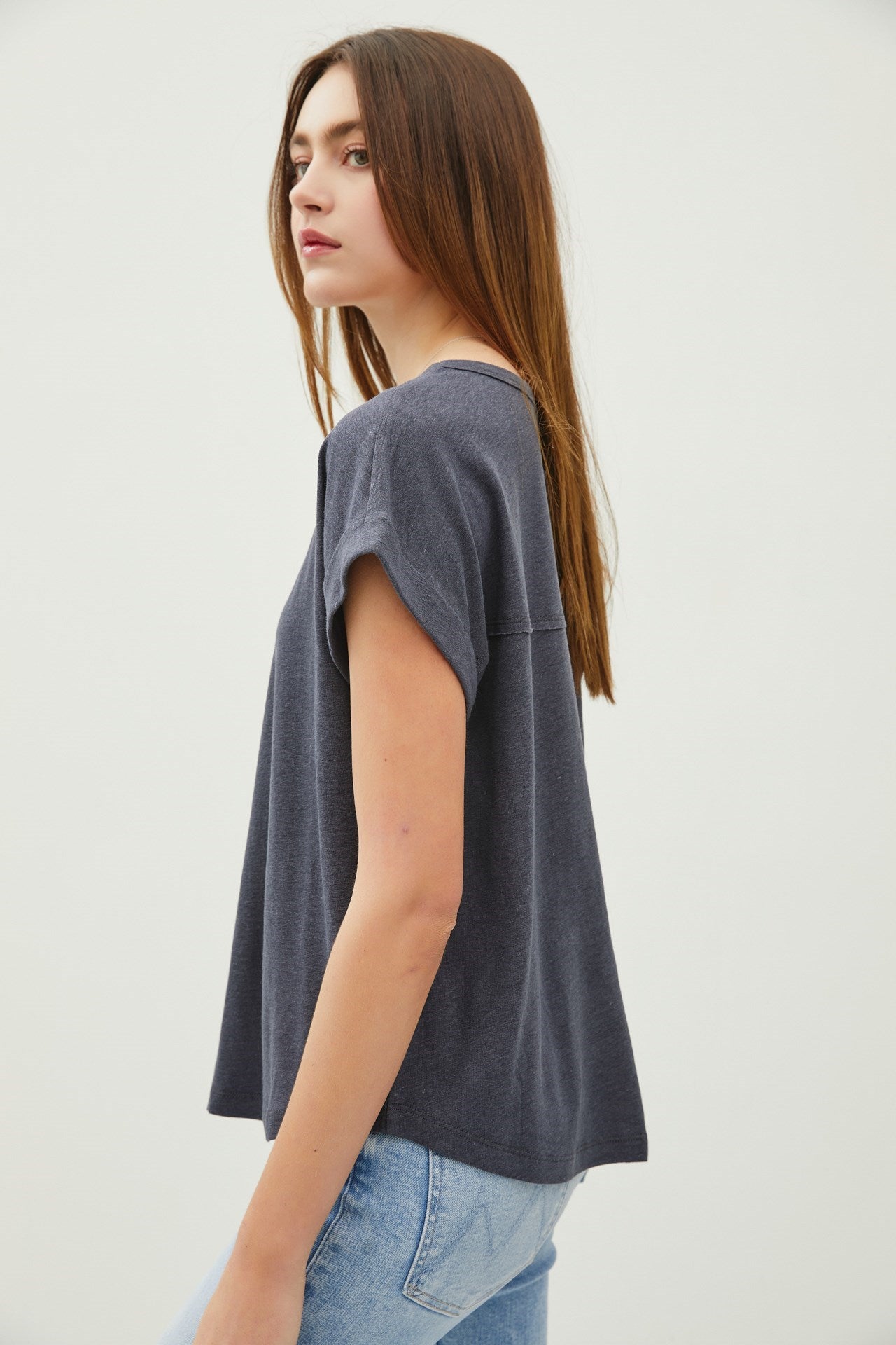 Linen Rolled Sleeve Muscle Tee