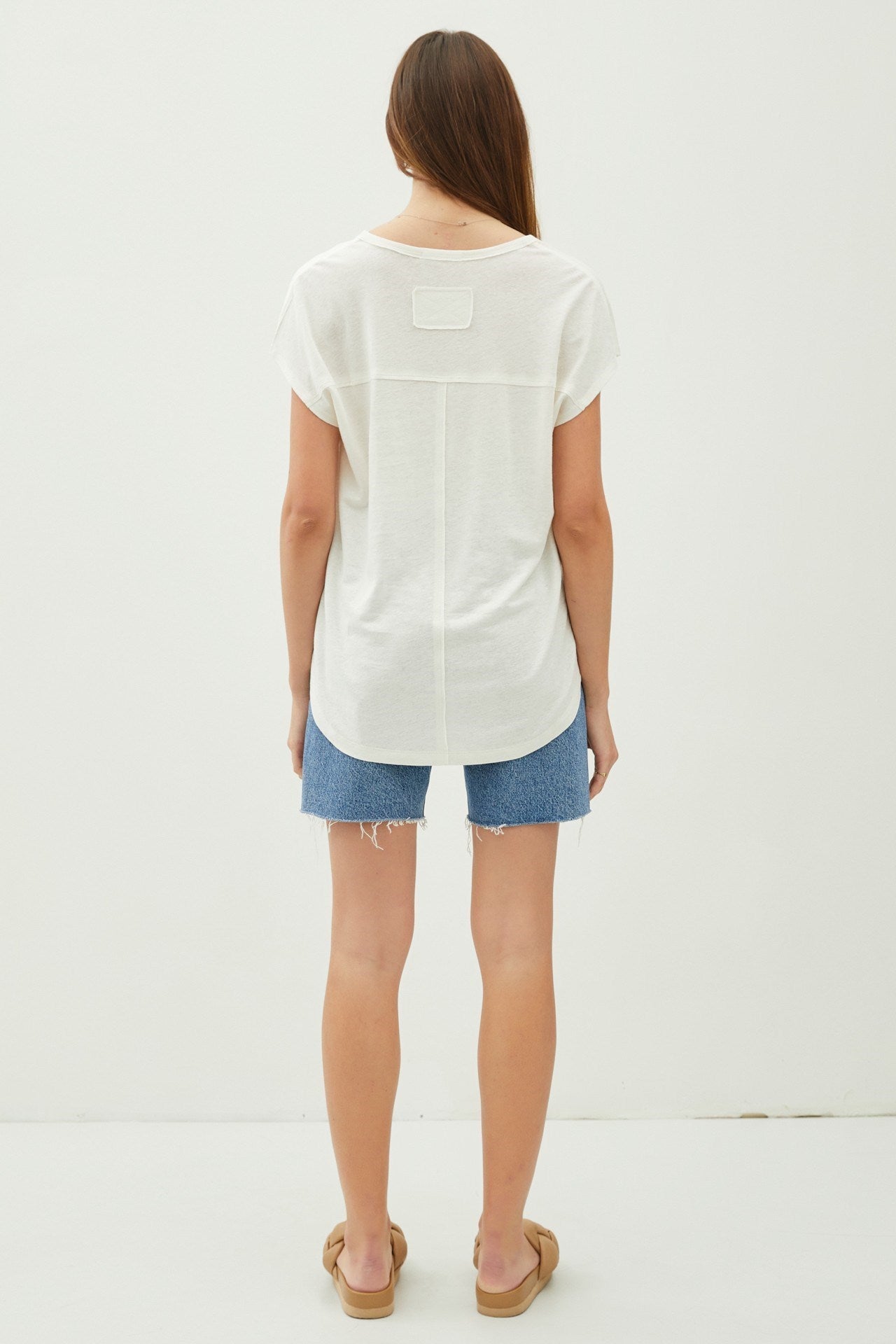 Linen V-Neck Tee