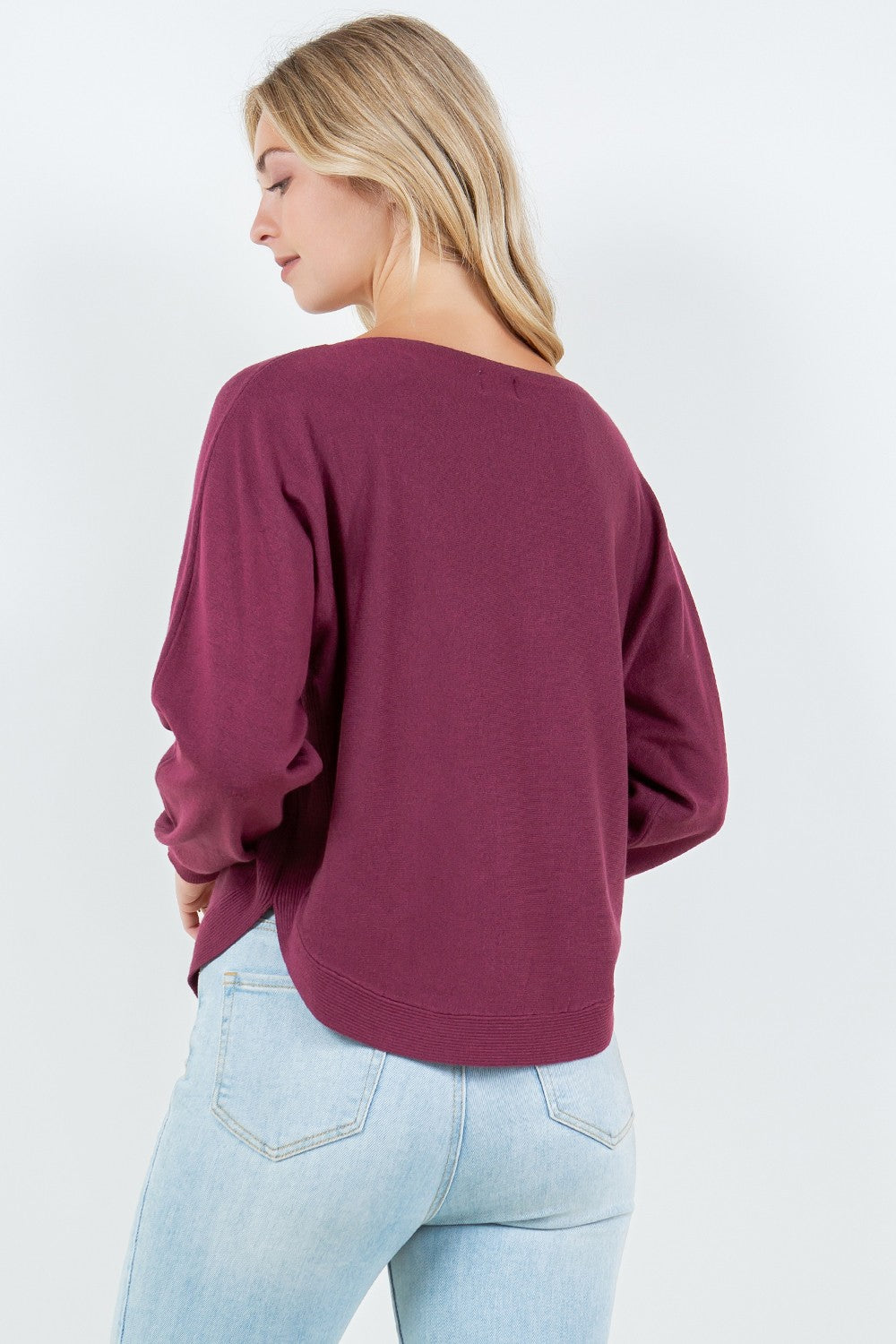 Berry Curve Hem Sweater Top