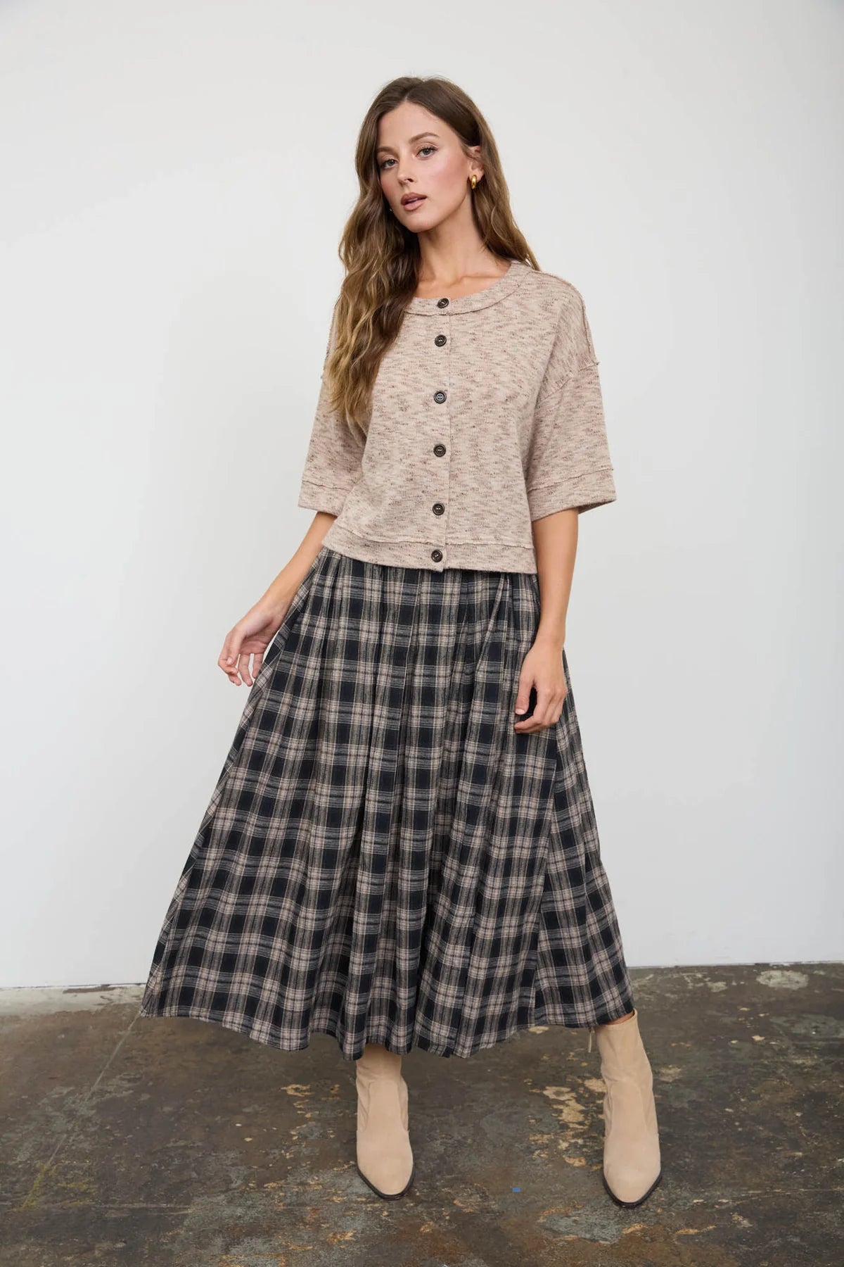 Black Plaid Pleated Midi Skirt