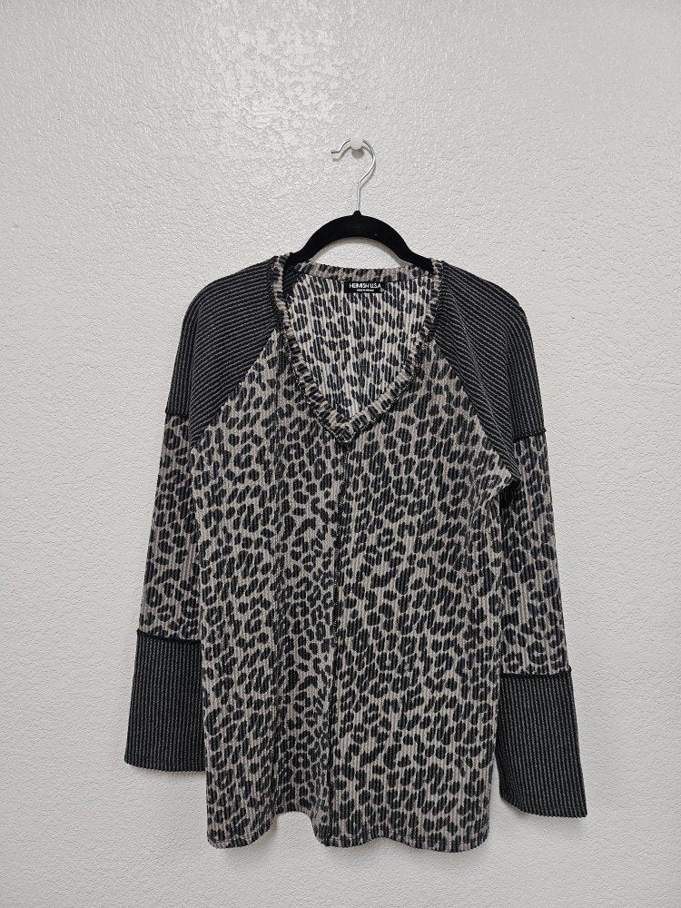 Charcoal Leopard Mix Top (Lyn)