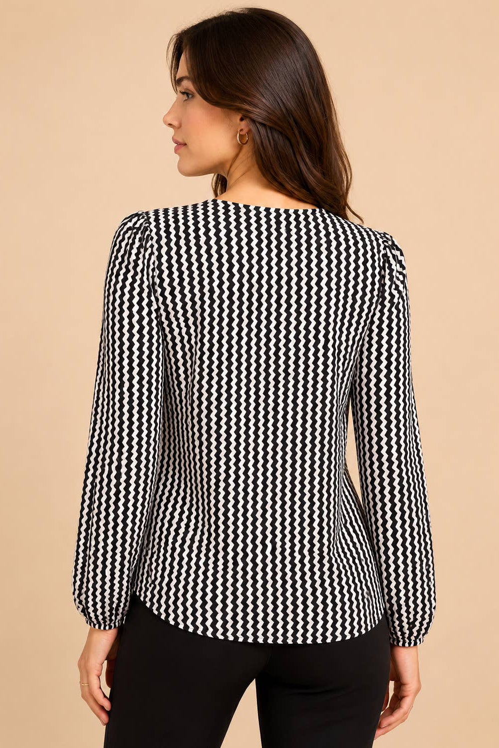 Printed Zigzag Long Sleeve Flowy V-Neck Blouse