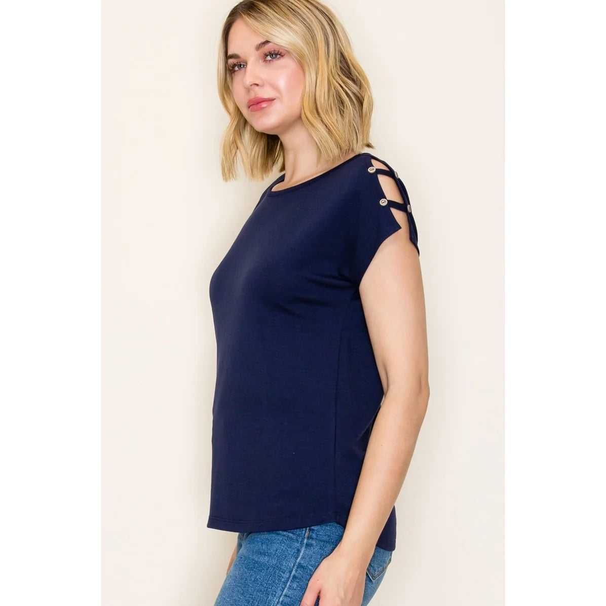 Button Ladder Sleeve Tee